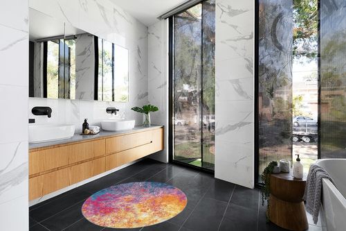 Round Modern Abstract  Area Rug 4' in Modern Black Tiled bathroom