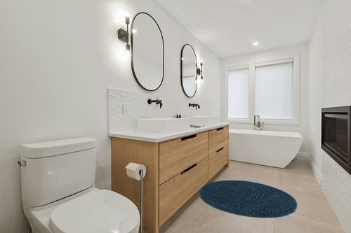 Everyday Shag Rug  4 Ft Round in Scandinavian Neutral bathroom