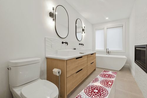 Rugshop Modern Floral Circles Design for Living Room,Bedroom,Home Office,Kitchen Non Shedding Runner Rug 2' x 10' Red in Scandinavian Neutral bathroom