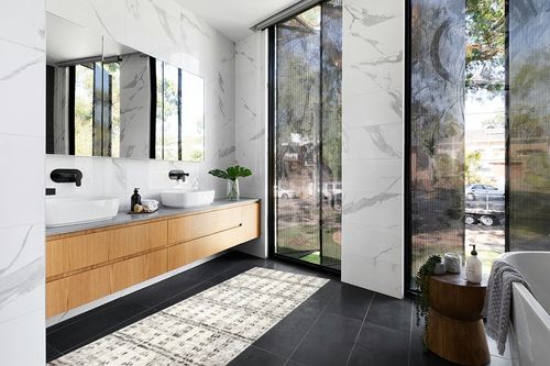 Loloi II Bliss Shag Cream/Grey 2'-7" x 7'-6" Runner Rug in Modern Black Tiled bathroom