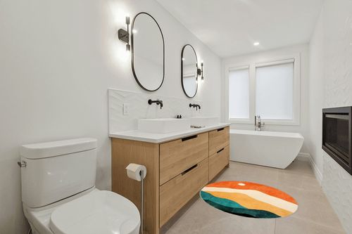 Sungea Abstract Round Rug for Bedroom 4ft, Faux Wool Soft Area Circle Rug, Farmhouse Washable Low Pile Throw Rugs, Carpet for Living Room Sofa Nursery Kids Room Decor in Scandinavian Neutral bathroom