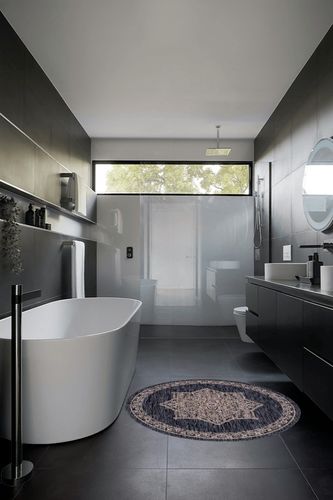 Unique Loom Outdoor Traditional Collection Area Rug - Antique (4' 1" Round, Charcoal Gray/ Natural) in Black Modern Bathroom