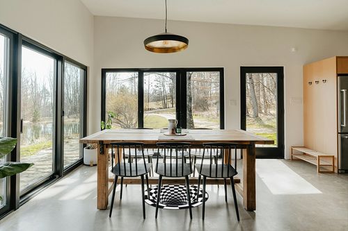 3D Vortex Illusion Round Carpet Black White Plaid Rugs 31.5 Inch 3D Visual Abstract Optical Illusion Area Rug Floor Mat for Bedroom Living Room Home Decor Anti-Slip Doormat Area Rug in Scandinavian Dining Room with Rectangular Table