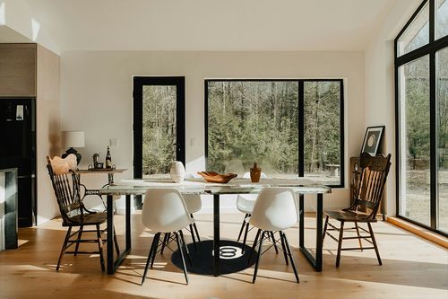 31 in Black White Round Area Rug, Soft Fluffy 8 Ball Billiard Non-Slip Living Room Bedroom Playroom Area Decor Rug (Black White, 31 in) in Modern Scandinavian Dining Room with Black Accents