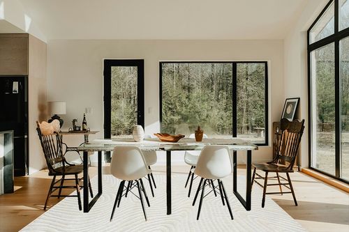 LUXE WEAVERS Le Monde Collection 8505 Cream 6x9 Geometric Marble Swirl Area Rug in Modern Scandinavian Dining Room with Black Accents
