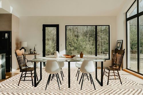 nuLOOM Vania Chevron Jute Area Rug, 10x13, Off-white in Modern Scandinavian Dining Room with Black Accents