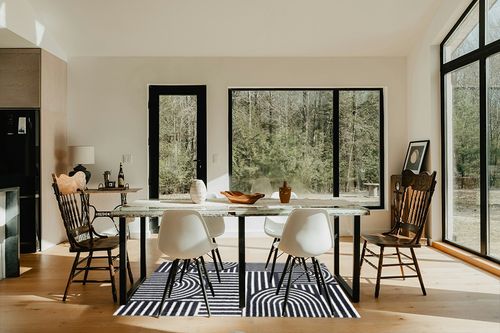Abani Contemporary Mid-Century Design 4’ x 6’ Area Rug Rugs - Modern Non-Shed Arches Print Cream & Charcoal Bedroom Rug in Modern Scandinavian Dining Room with Black Accents