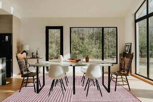 Safavieh Natura Collection Area Rug - 8' x 10', Ivory & Red, Handmade Modern Geometric Wool, Ideal for High Traffic Areas in Living Room, Bedroom (NAT227Q) in Modern Scandinavian Dining Room with Black Accents