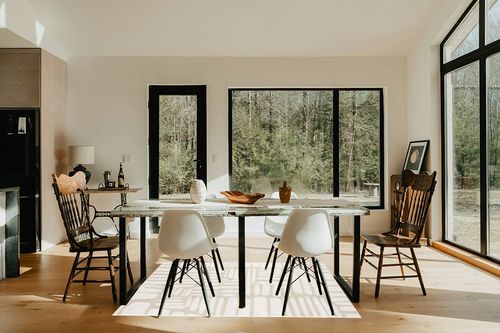 Abani Nuevo Collection Area Rug - Neutral Beige/Cream Abstract Design - 4'x6' - Easy to Clean - Durable for Kids & Pets - Non-Shedding - Medium Pile - Soft Feel - for Living Room, Bedroom & Office in Modern Scandinavian Dining Room with Black Accents