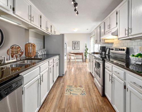 Maples Rugs Reggie Floral Kitchen Rugs Non Skid Washable Accent Area Carpet [Made in USA], Beige, 1'8 x 2'10 in White Traditional Kitchen