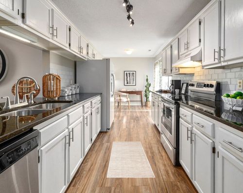 ‎Cream ‎Contemporary ‎Non Slip ‎Living Room ‎Runner in White Traditional Kitchen
