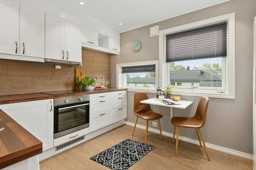 Wonnitar Moroccan Washable Area Rug in Wood and White Small Kitchen