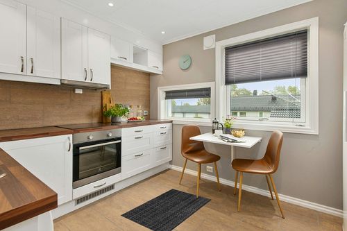 Seavish Black Kitchen Rug, Small Bathroom Rug, 2'x3' Black and White Striped Rug Throw Rugs Washable Boho Porch Decor Indoor Outdoor Door Mat Welcome Mat for Entryway Front Porch in Wood and White Small Kitchen