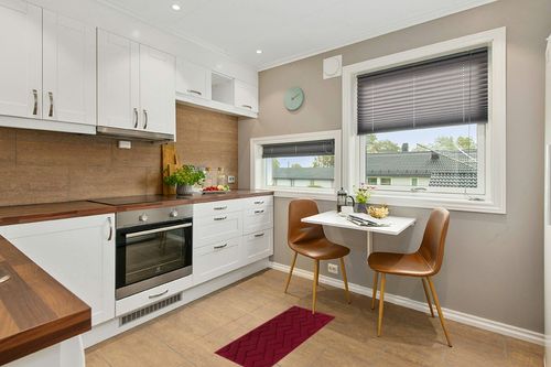 Indoor Doormat,Front Back Door Mat Rubber Backing Non Slip Door Mats 20”x31.5”Absorbent Resist Dirt Entrance Doormat Inside Floor Mats Area Rug for Entryway Machine Washable Low-Profile(Red) in Wood and White Small Kitchen