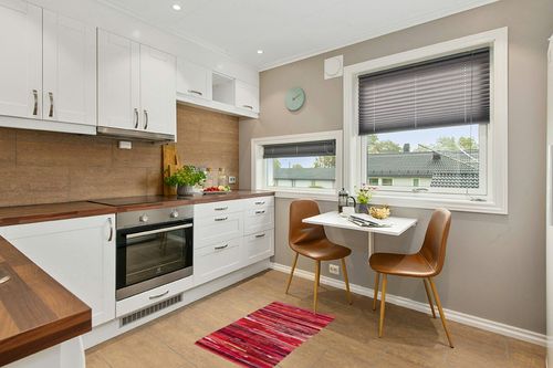 100% Cotton Rag Rug 24x36 - Multicolor Chindi Rug - Hand Woven & Reversible for Living Room Kitchen Entryway Rug - Red in Wood and White Small Kitchen