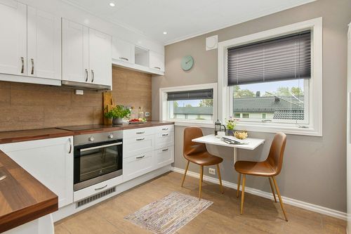 ‎Beige/Multi ‎Transitional ‎Braided ‎Living Room ‎Area Rug in Wood and White Small Kitchen