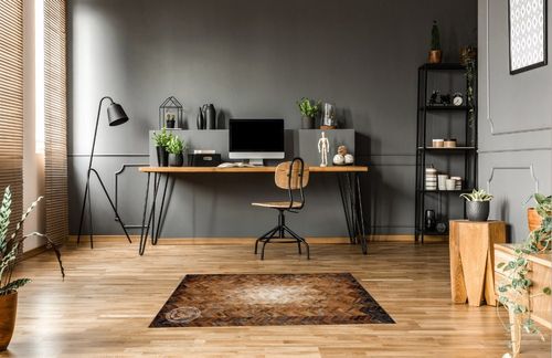 Sunshine Cowhides Cowhide Patchwork Area Rug Chevron Brindle Degrade Tricolor 4 x 6' in Grey Home office with Wooden Floor