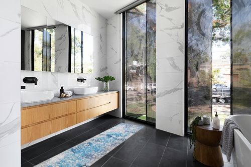 Wonnitar Modern Abstract 2x8 Runner Rugs for Hallway,Washable Non-Slip Entryway Carpet Runner with Rubber Backing,Contemporary Soft Bathroom Throw Mat for Living Room Kitchen Bedroom,Blue/Grey in Modern Black Tiled bathroom