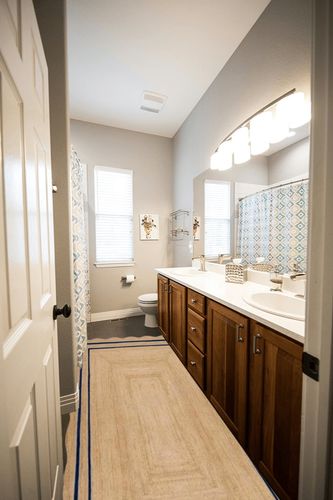 The Weaver House Natural Jute Scalloped Rug Bohemian Rug Decor Rug Handwoven Rug Custom Rug Decorative Rug (BD1) (3x9 ft-BLU) in Wooden and Grey Bathroom