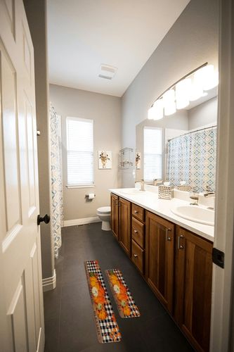 Eikunn Fall Kitchen Rugs and Mats Set of 2,Autumn Pumpkin Kitchen Mat for Floor, Buffalo Plaid Holiday Non-Slip Kitchen Sink Mats Home Decor Doormat+Runner Rug in Wooden and Grey Bathroom