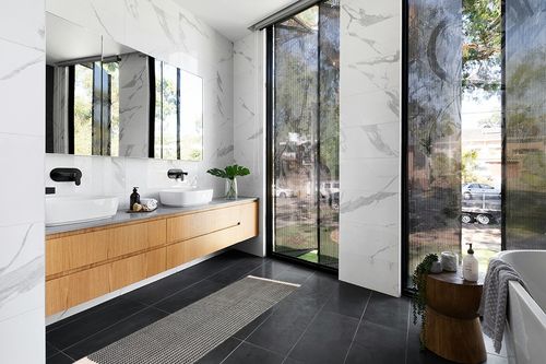 Lanffia Boho Runner Rug 2x6, Grey Hallway Rug Runner Washable Laundry Room Rug Indoor Woven Cotton Throw Rugs with Tassels Farmhouse Low Pile Floor Carpet for Kitchen Doorway Bedroom Living Room in Modern Black Tiled bathroom