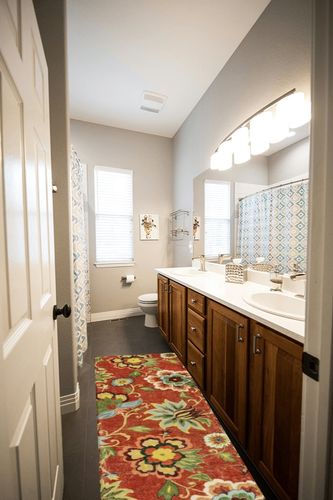 Lahome Red Floral Runner Rug 2x6 Kitchen Rugs Runner, Washable Hallway Runner Rugs, Vintage Christmas Throw Area Rug Non-Slip Runners Carpet for Hallway Entryway Laundry Living Room Rug (2'x6', Red) in Wooden and Grey Bathroom