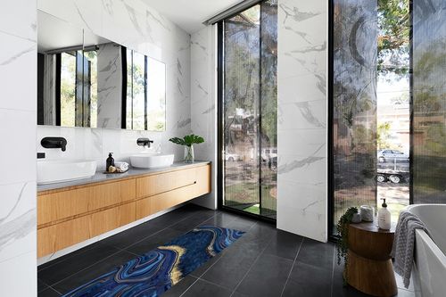 Nordic Navy Blue Gold Marble Area Rug, Luxury Abstract Stain Print Carpet, Indoor Non-Slip Kids Rugs, Machine Washable Breathable Durable Carpet for Front Entrance Floor Decor,2 x 6ft in Modern Black Tiled bathroom