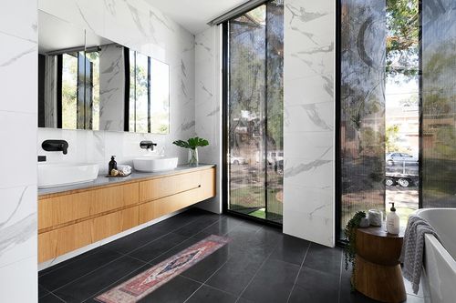 SAFAVIEH Tucson Collection Area Rug - 9' x 12', Rust & Blue, Traditional Persian Design, Non-Shedding Machine Washable & Slip Resistant Ideal for High Traffic Areas in Living Room, Bedroom (TSN153P) in Modern Black Tiled bathroom