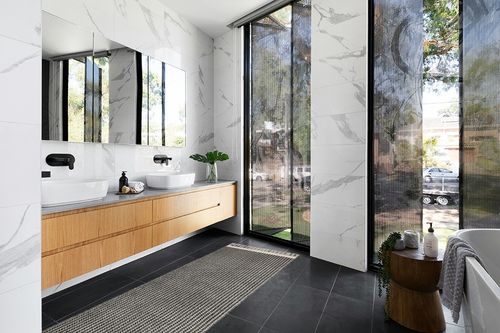 Lahome Boho Kitchen Runner, 2'6''x8 Runners for Hallways Lightweight Bath Mat Woven Washable Runner Rug with Tassels, Farmhouse Rug Runner Non-Shedding Black Rug for Bedroom Living Room in Modern Black Tiled bathroom