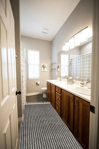 Lahome Boho Kitchen Runner, 2'6''x8 Runners for Hallways Lightweight Bath Mat Woven Washable Runner Rug with Tassels, Farmhouse Rug Runner Non-Shedding Black Rug for Bedroom Living Room in Wooden and Grey Bathroom