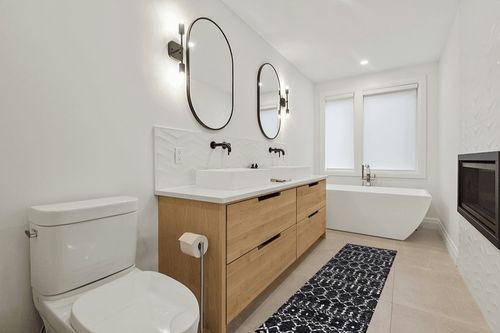 Moroccan Hype Boho Vintage Diamond Indoor Area-Rug in Scandinavian Neutral bathroom