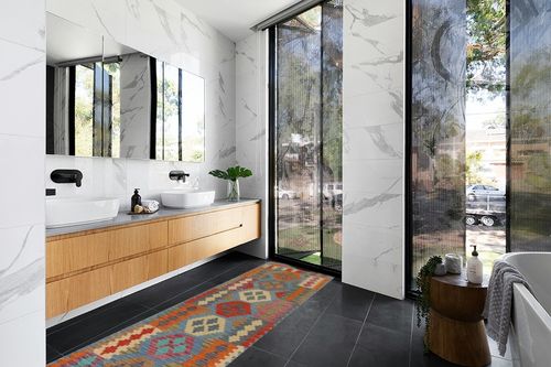 Rug Source Southwestern Style Collection 3x10 Kilim Runner Rug, Flatweave/Hand-Woven Navy Blue & Blues Geometric Rug, Oriental Wool Carpet for Foyer, Entryway, Hallway in Modern Black Tiled bathroom