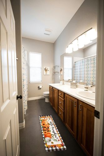 notepure Fall Kitchen Rugs Set of 2, Buffalo Plaid Sunflower Pumpkin Decorative Autumn Harvest Thanksgiving Kitchen Mats for Floor, Anti Fatigue Seasonal Holiday Kitchen Rugs in Wooden and Grey Bathroom