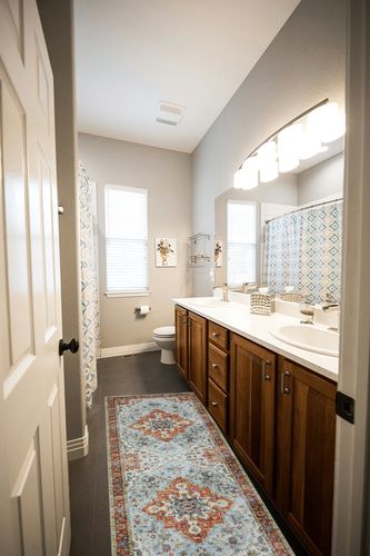 JOLENE.K Washable Area Rug 2x6 Runner Rug for Hallways Boho Rug Non Slip Small Rugs Kitchen Rugs for Living Room Bedroom Bohemian Modern Abastract Stain Resistant Bath Mat Office, Rust/Blue in Wooden and Grey Bathroom