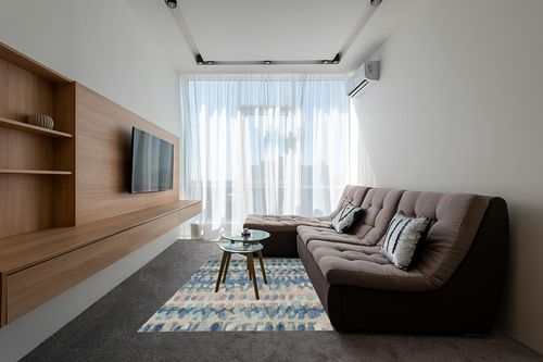 Dash and Albert Paint Chip Blue Hand Micro Hooked Wool Rug, 5 X 8 Feet, Blue/Green Geometric Pattern in Grey Living Room with Brown Couch