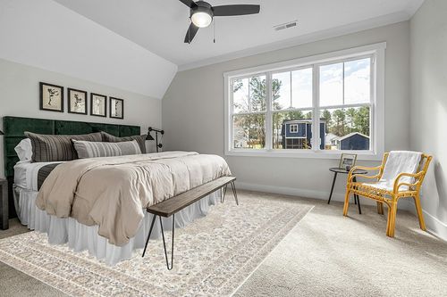 Area Rug Living Room Rugs: 9x12 Large Machine Washable Non Slip Thin Carpet Soft Indoor Luxury Floral Distressed Carpets for Under Dining Table Farmhouse Bedroom Nursery Home Office Beige in Grey Traditional Bedroom with King Bed