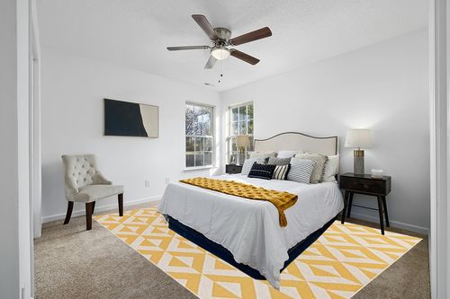 Unique Loom Jill Zarin Outdoor Collection Area Rug - Napa (9' x 12' Rectangle, Yellow/ Ivory) in White and Yellow Modern Bedroom