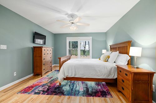 Unique Loom Chromatic Collection Modern Colorful & Vibrant Abstract Area Rug for Any Home Décor, 8 ft x 10 ft, Multi/Light Blue in Teal and Orange Wood Bedroom