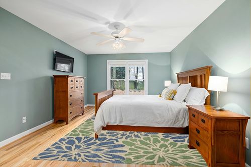 JONATHAN Y SMB110B-9 Zinnia Modern Floral Textured Weave Indoor Outdoor Area-Rug Bohemian Coastal Easy-Cleaning Bedroom Kitchen Backyard Patio Non Shedding, 9 X 12, Navy/Green in Teal and Orange Wood Bedroom