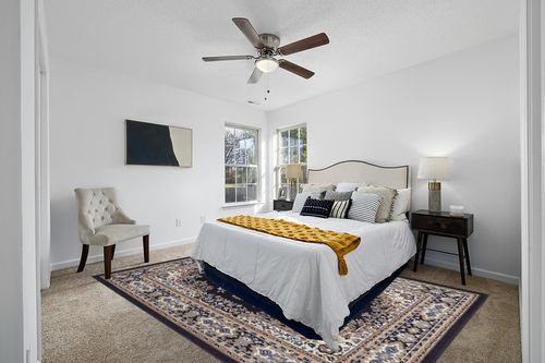 Home Dynamix Premium Sakarya Traditional Medallion Border Area Rug, Navy Blue, 7'8"x10'7" Rectangle in White and Yellow Modern Bedroom
