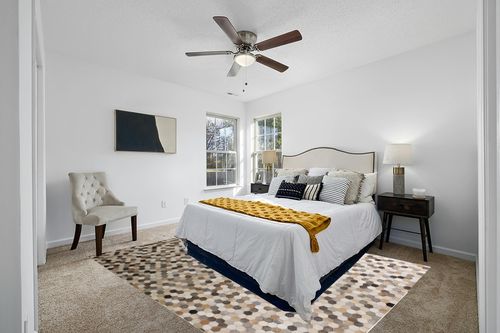 Blackamoor Leather Hide Patchwork Area Rug Handmade Cowhide Contemporary Multi Grey Style (8'x10' ft) in White and Yellow Modern Bedroom