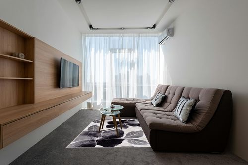 CAMILSON Solana Modern Floral 5x7 Area Rugs Non-Skid (Non-Slip) Rubber Backing Black and White Flowers Indoor Rug (5x7, Black White) in Grey Living Room with Brown Couch