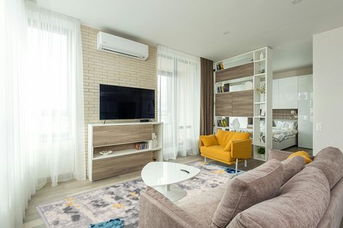 Cream Contemporary Soft Living Room Area Rug in Light Modern Living Room with TV