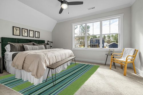 Dash and Albert Green Handwoven Indoor/Outdoor Rug, 9 X 12 Feet, Green/Blue Stripe Pattern in Grey Traditional Bedroom with King Bed