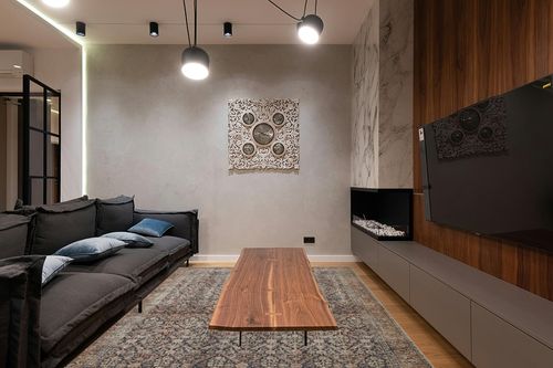 ‎Ink / Salmon ‎Oriental  ‎Living Room ‎Area Rug in Dark Wood Living Room with Black Couch