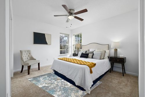 Turquoise Modern Stain Resistant Living Room Area Rug in White and Yellow Modern Bedroom