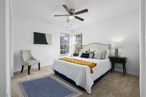 Lena Rug Washable Indoor Outdoor Rug Weather Resistant Indoor Outdoor Carpet for Porch Deck Balcony Backyard Patio Rug 4x6 Bordered Azure Blue/Silver Grey in White and Yellow Modern Bedroom