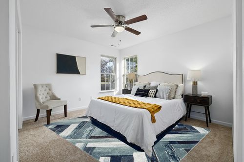 LUXE WEAVERS Modern Abstract Wood Carpet Geometric Blue 8x10 Area Rug in White and Yellow Modern Bedroom