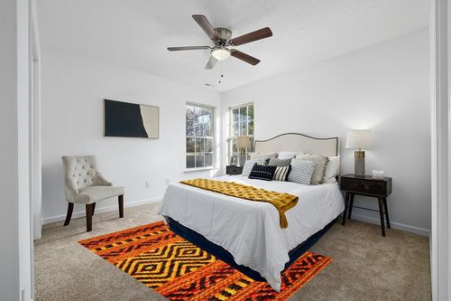 INDIA LIVING Indian Handmade Kilim Rug Moroccan Area Rug Washable Bedroom Rug Indoor Small Persian Living Room Office Carpet Decorative Rug, 5"x8", Orange in White and Yellow Modern Bedroom