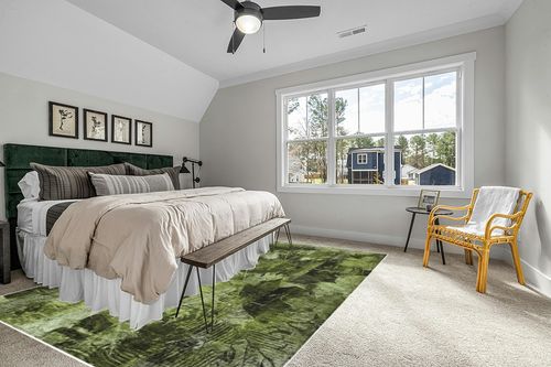 Addison Rugs Chantille ACN560 Green 9' x 12 Indoor Outdoor Area Rug, Stain Resistant, Machine Washable, Non Shedding, Bedroom, Living Room, Dining Room, Kitchen Rug in Grey Traditional Bedroom with King Bed